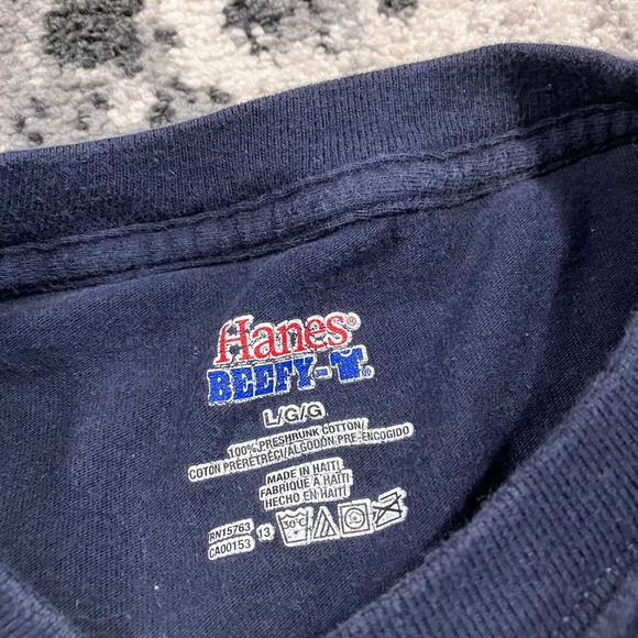 Hanes Beefy-T Rheem Black‎ Red Workwear Pocket T-shirt - Picture 3 of 4